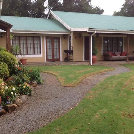 Cedar Garden Bed & Breakfast Underberg Luaran gambar